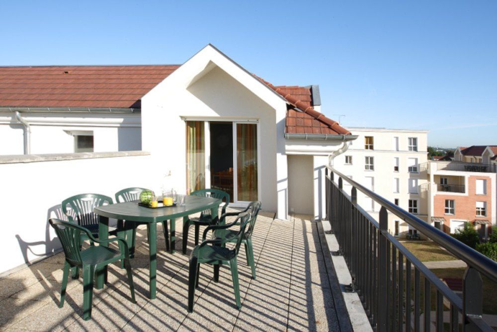 City Residence Marne-La-Vallee-Bry-Sur-Marne Noisy-le-Grand Exterior foto