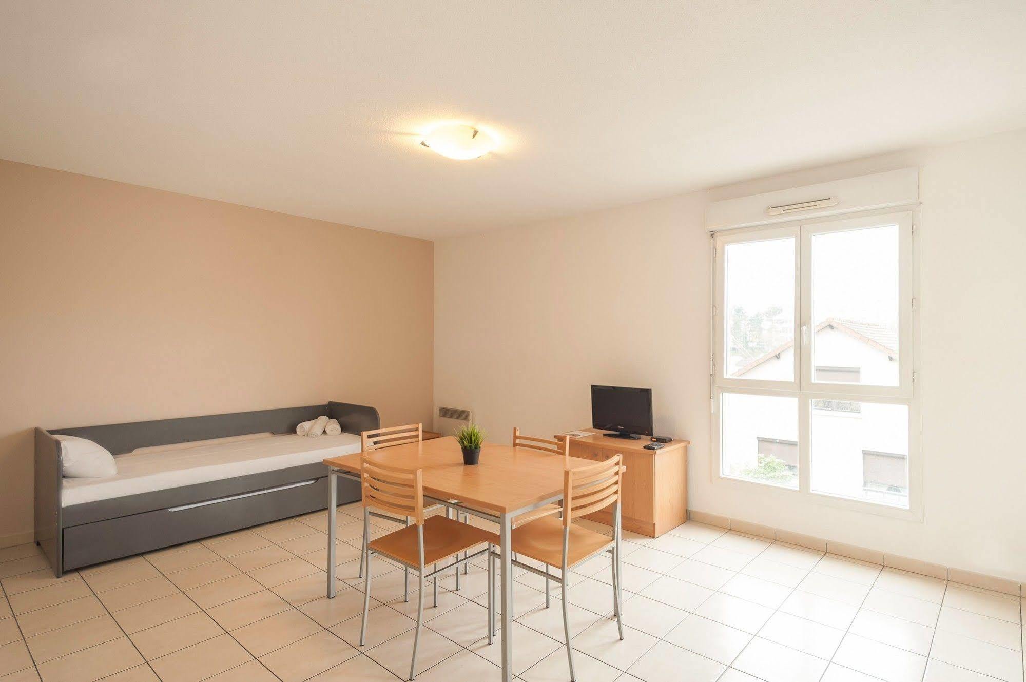 City Residence Marne-La-Vallee-Bry-Sur-Marne Noisy-le-Grand Exterior foto